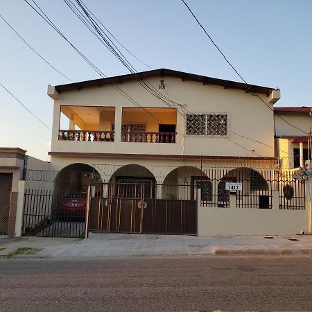 Casa Altamira Hotel San Pedro Sula Exterior photo